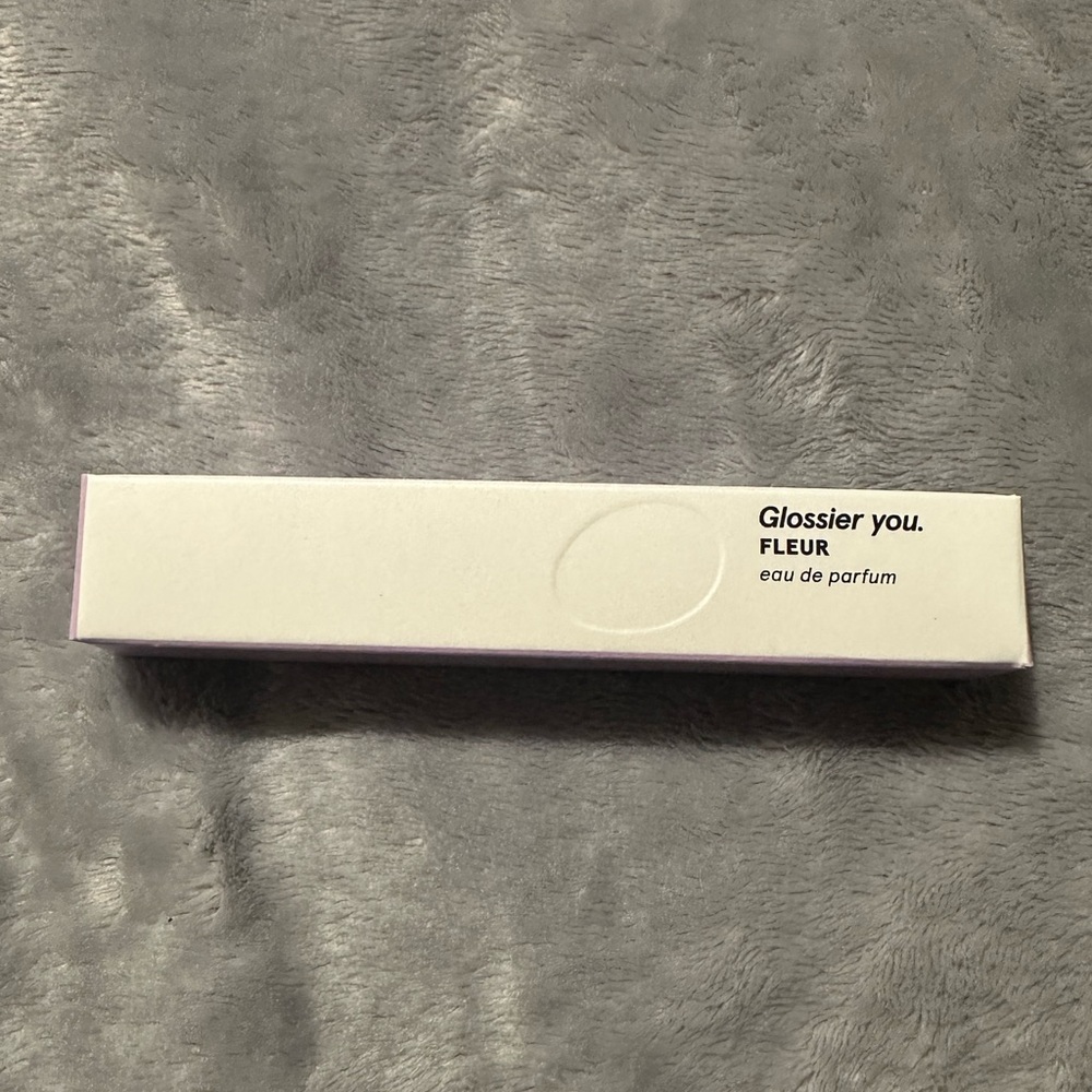 Glossier You Fleur EDP